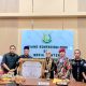 Puluhan Ormas dan Lintas Suku Beri Lencana Penghargaan kepada Kejari Lampung Tengah, Desak Pengusutan Dugaan Korupsi Dinas Pendidikan Tanpa Tebang Pilih