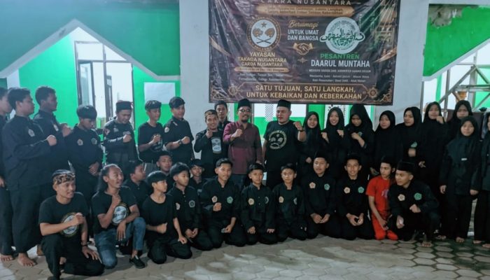 Yayasan Tjimande Tarkolot Cakra Nusantara Resmikan Ranting di Pon Pes Daarul Muntaha Lebak