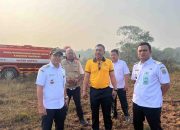 Kapolsek Tigaraksa Bersama Camat dan Lurah Kaduagung Cek Lahan Kering Terbakar